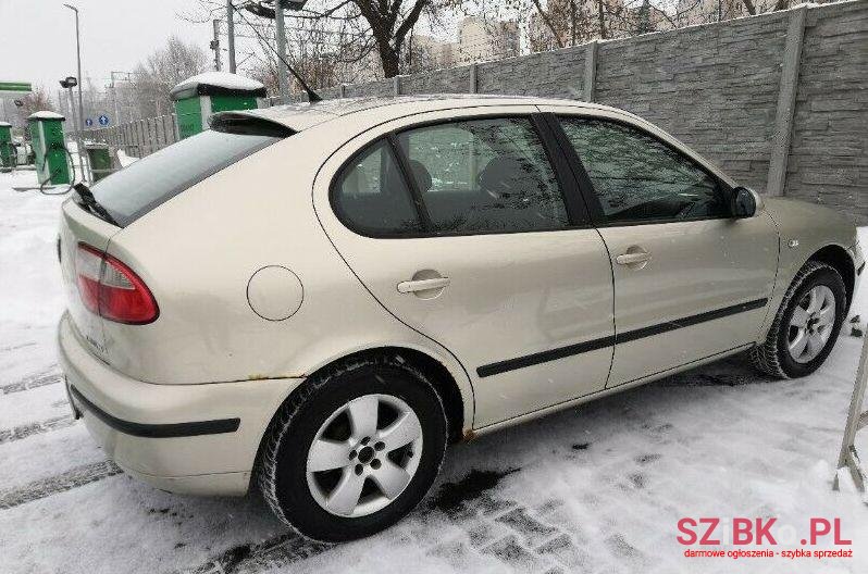 2003' SEAT Leon photo #1