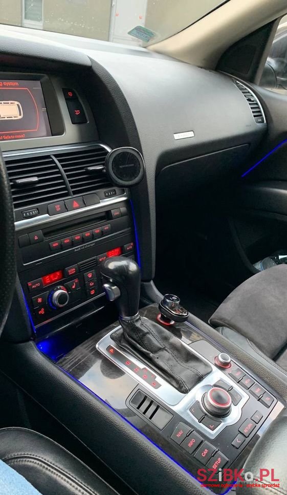 2007' Audi Q7 photo #6