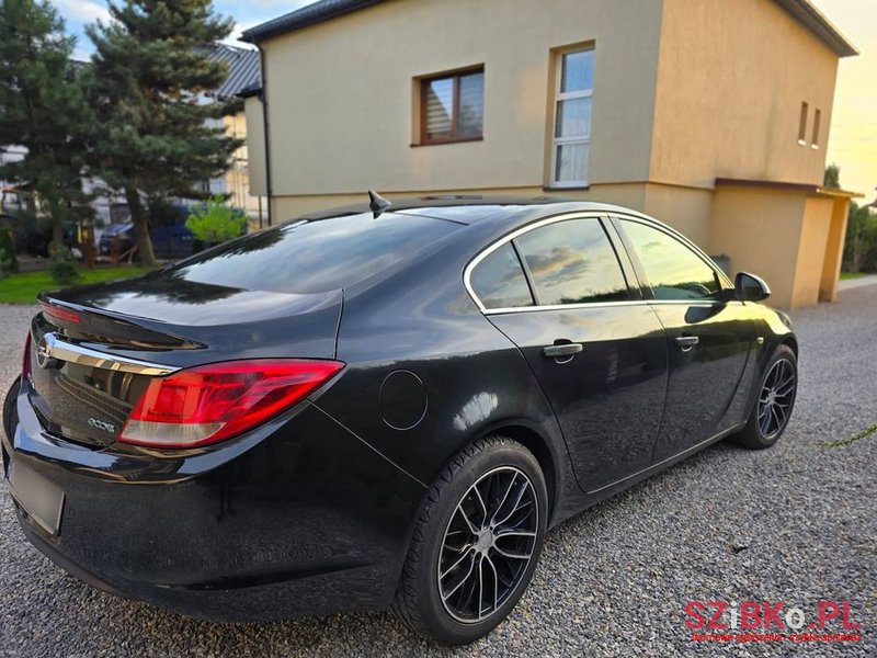 2011' Opel Insignia photo #6