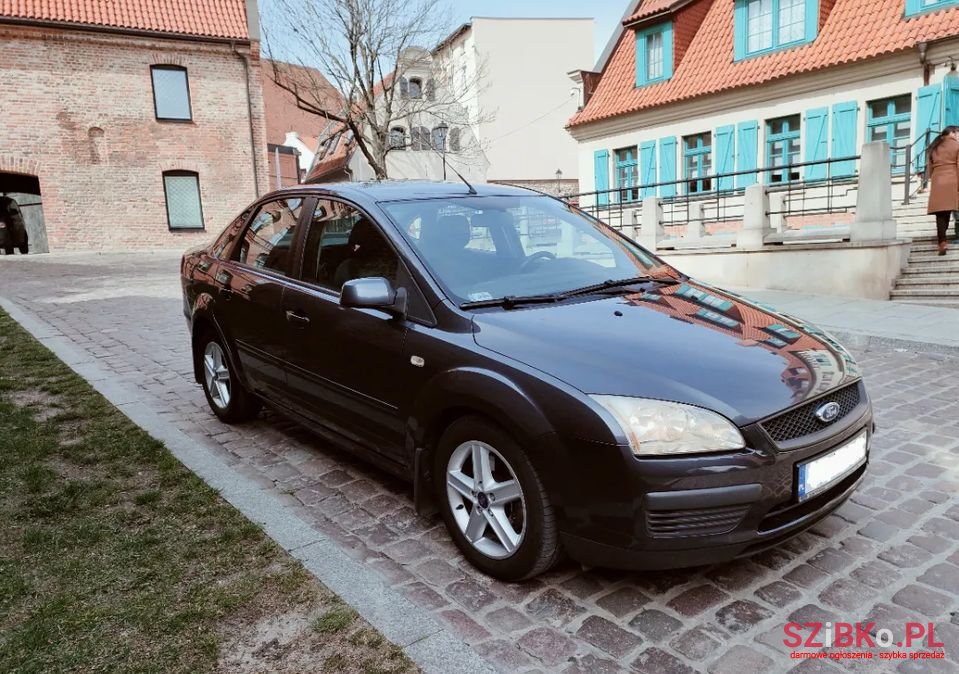 2007' Ford Focus photo #5