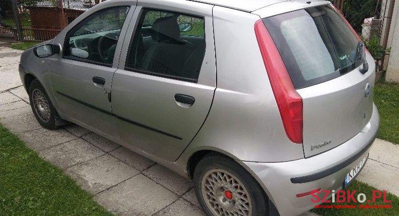 2004' Fiat Punto photo #2