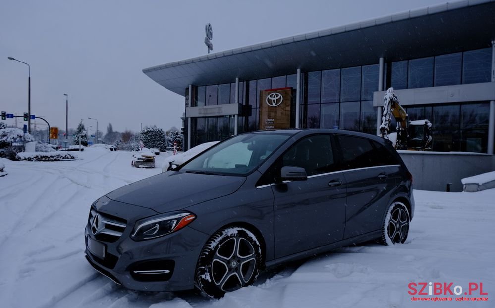 2016' Mercedes-Benz B-Class 250 4-Matic photo #2