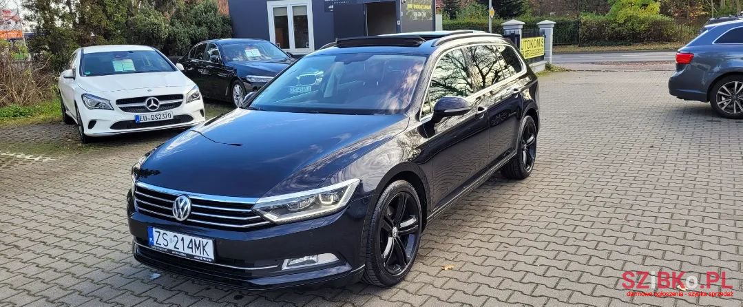 2015' Volkswagen Passat photo #1