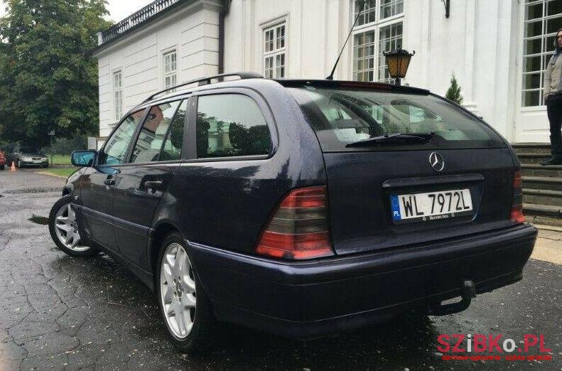 2000' Mercedes-Benz Klasa C photo #1