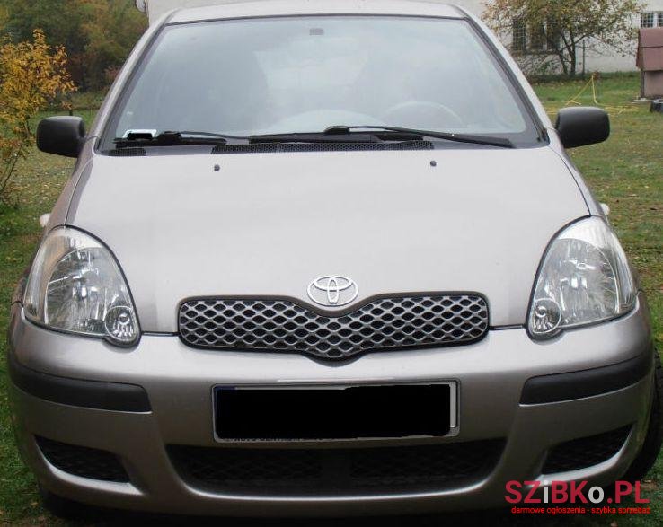 2003' Toyota Yaris photo #1