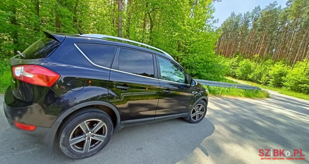 2011' Ford Kuga photo #6