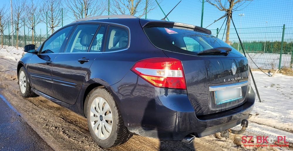 2008' Renault Laguna photo #1