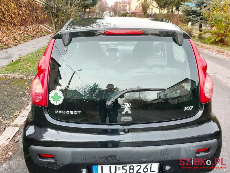 2006' Peugeot 107 photo #6