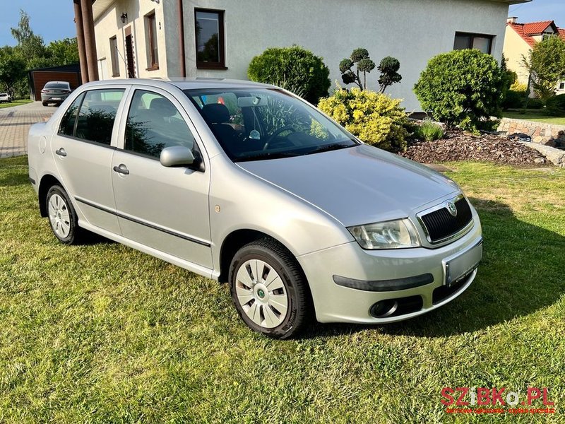 2005' Skoda Fabia 1.4 16V Ambiente photo #2