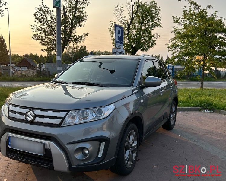 2015' Suzuki Vitara 1.6 Premium 2Wd photo #4