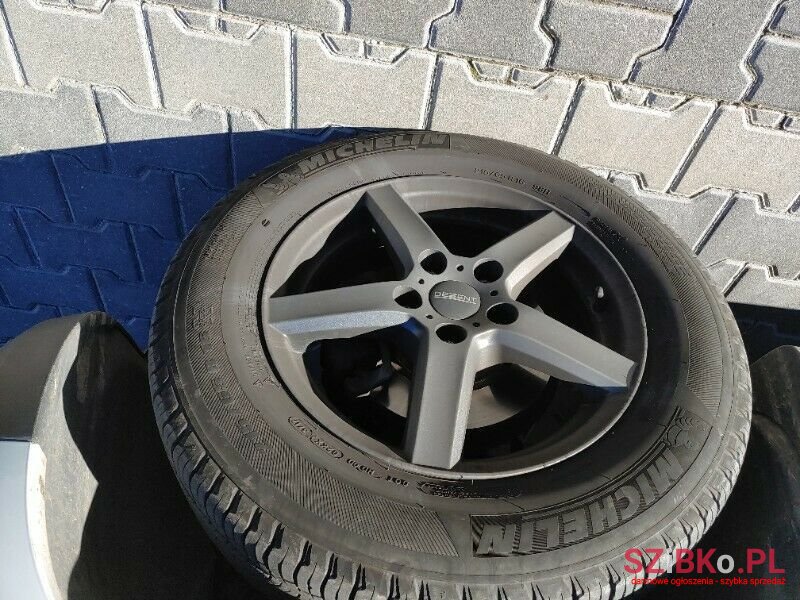 2017' Dacia Duster photo #5