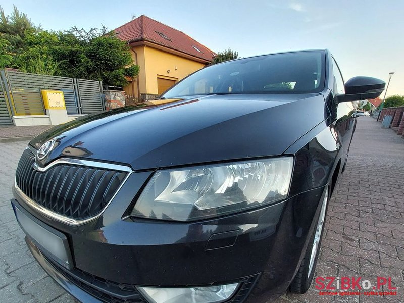 2014' Skoda Octavia 2.0 Tdi Elegance photo #1