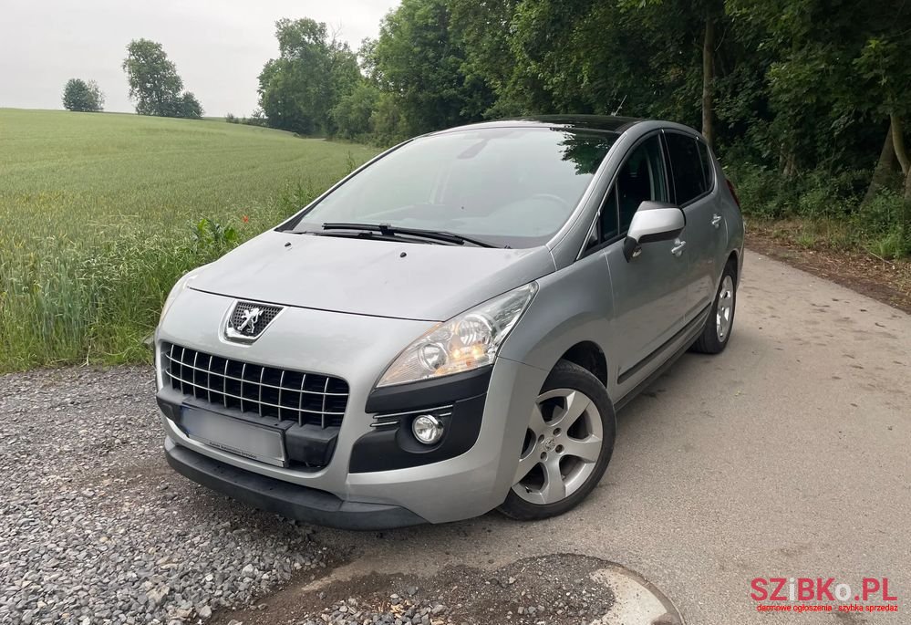 2011' Peugeot 3008 photo #1