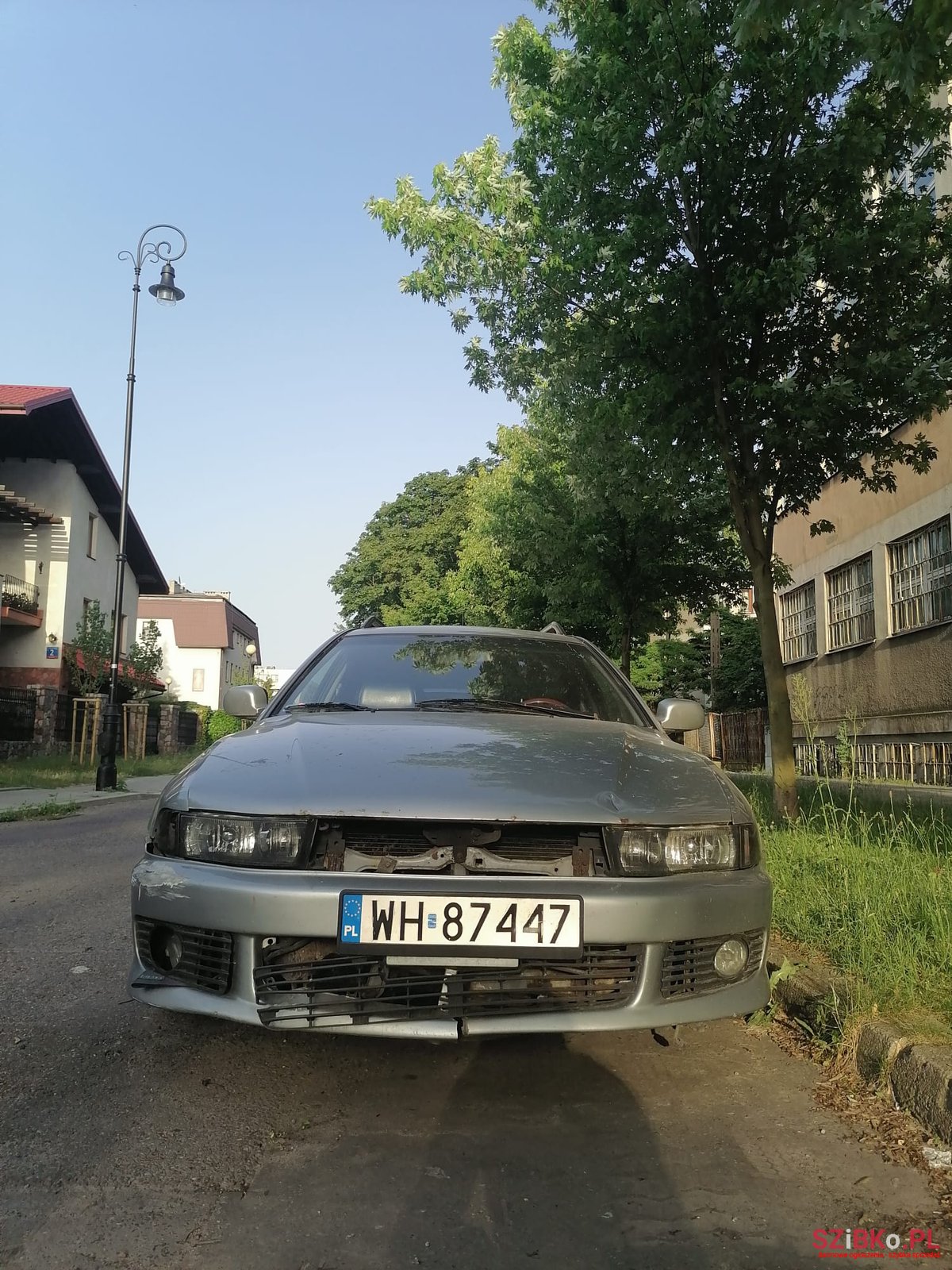 2000' Mitsubishi Galant photo #2