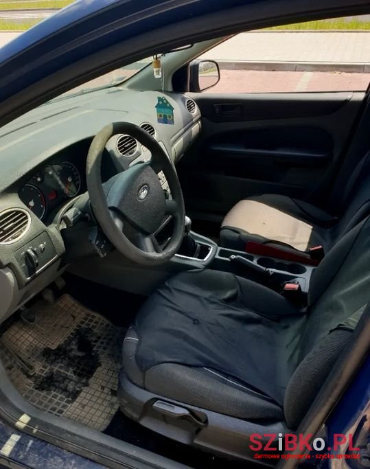 2008' Ford Focus photo #4