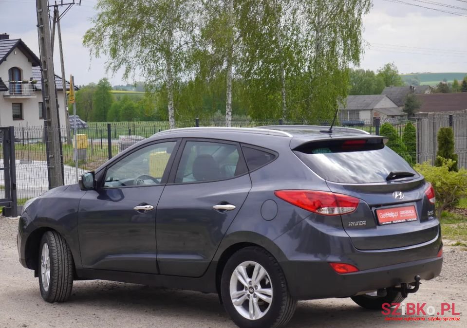 2011' Hyundai ix35 photo #4
