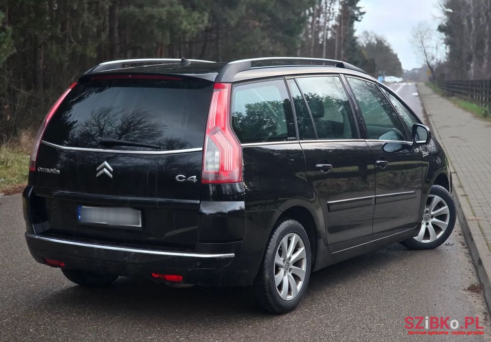 2010' Citroen C4 Grand Picasso photo #4