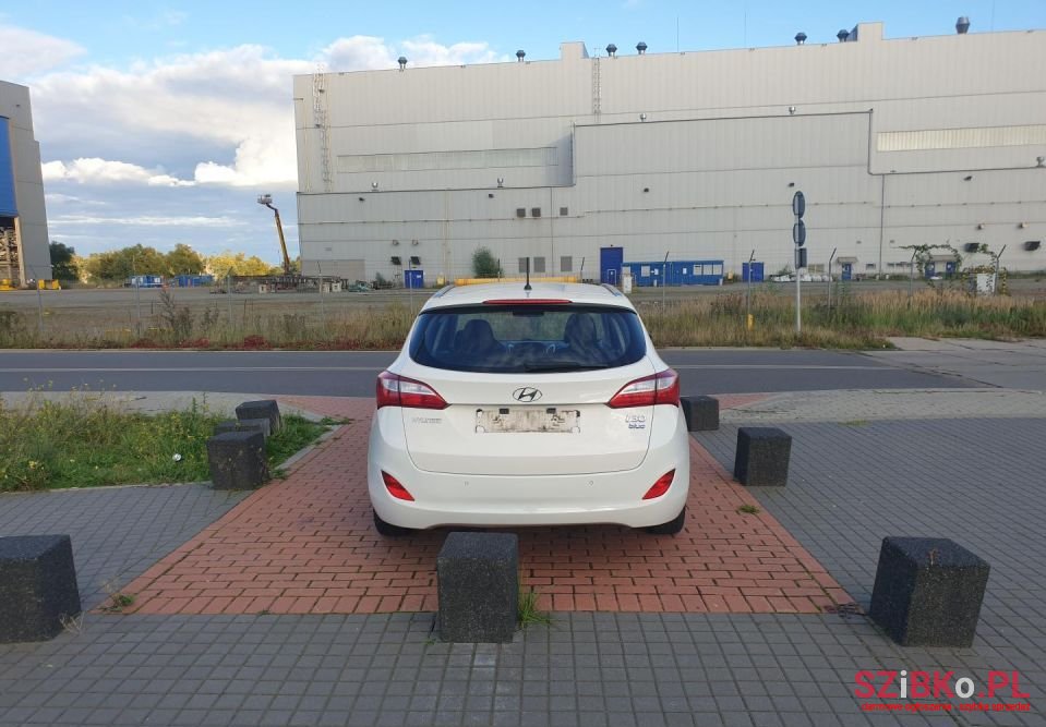 2014' Hyundai i30 photo #6