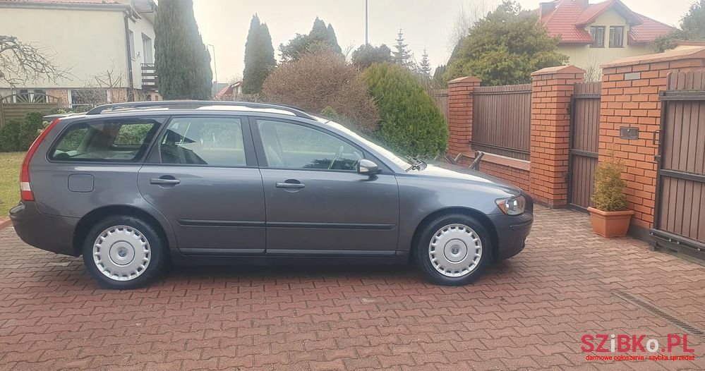 2004' Volvo V50 2.4I Kinetic photo #6