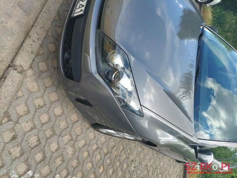 2009' Renault Laguna photo #2