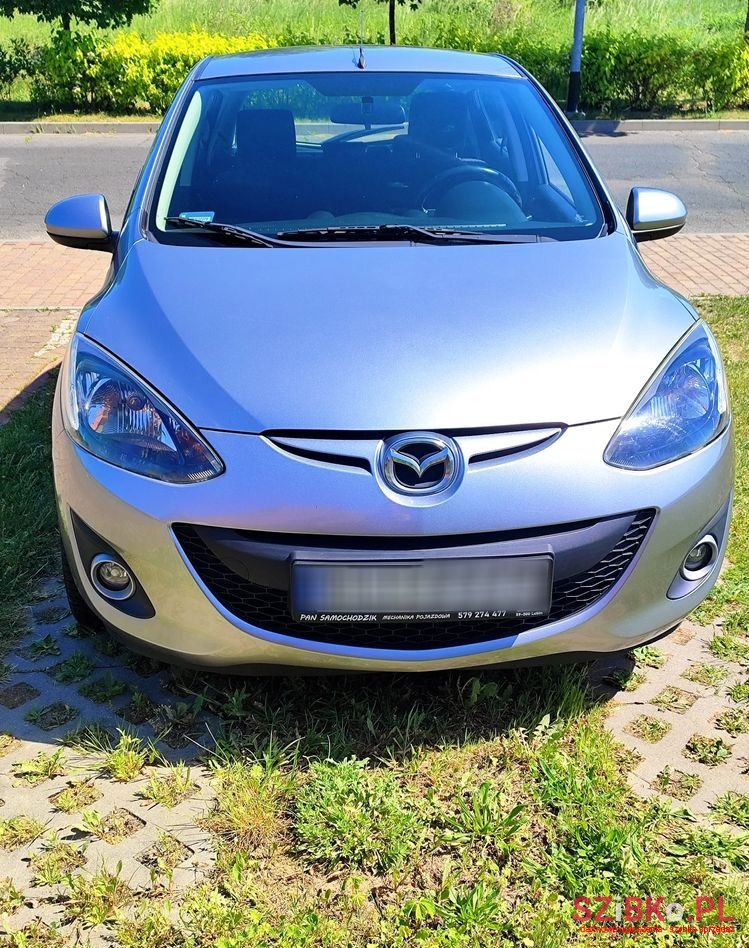 2011' Mazda 2 1.3 Exclusive photo #1