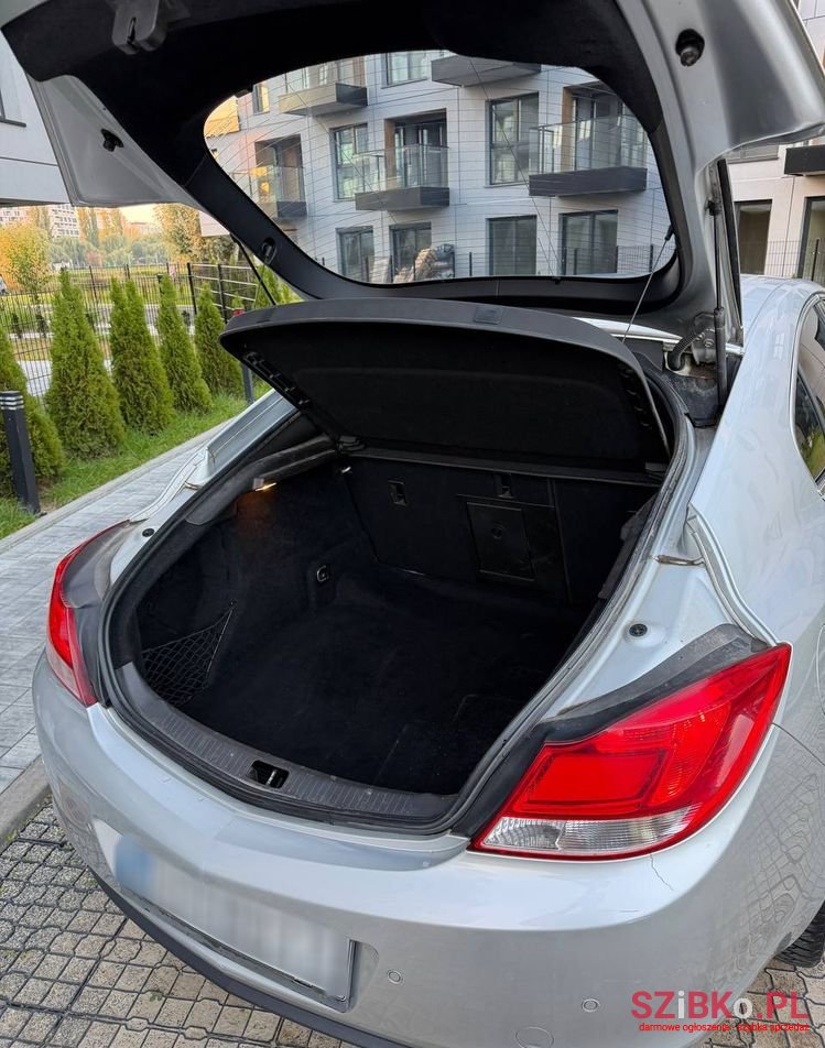 2011' Opel Insignia 2.0 Cdti Edition photo #4