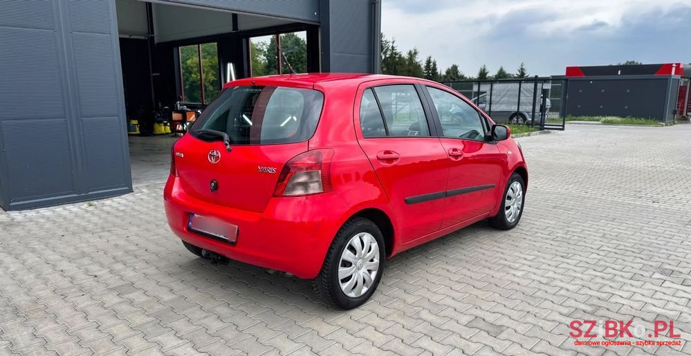 2008' Toyota Yaris 1.3 Luna photo #4