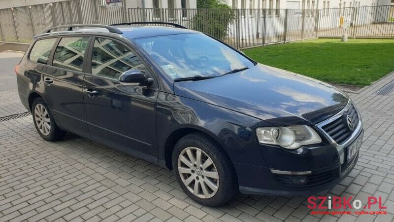 2008' Volkswagen Passat photo #6