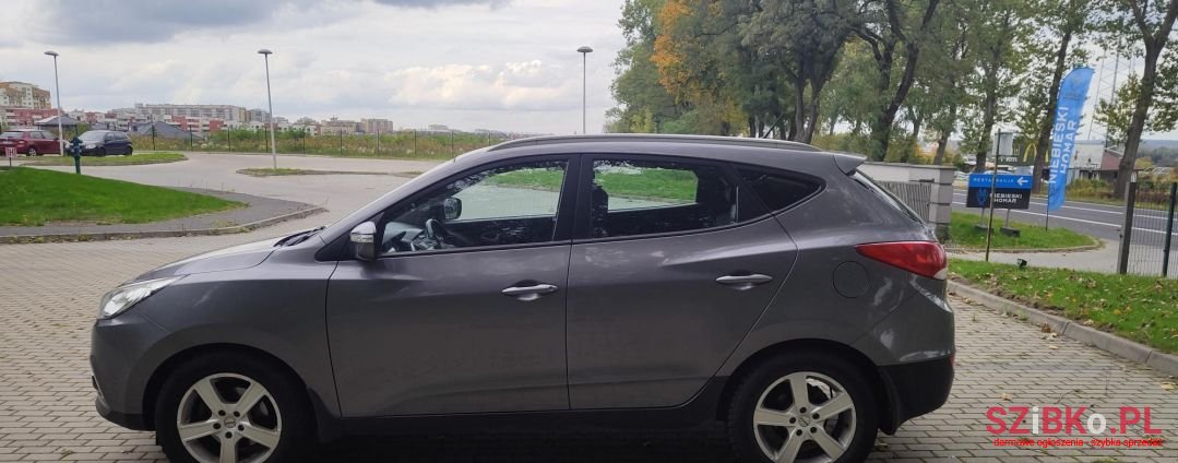 2013' Hyundai ix35 photo #2