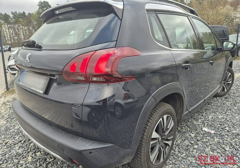 2018' Peugeot 2008 photo #2