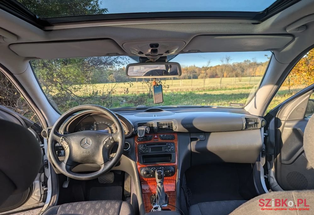 2001' Mercedes-Benz C-Class photo #6