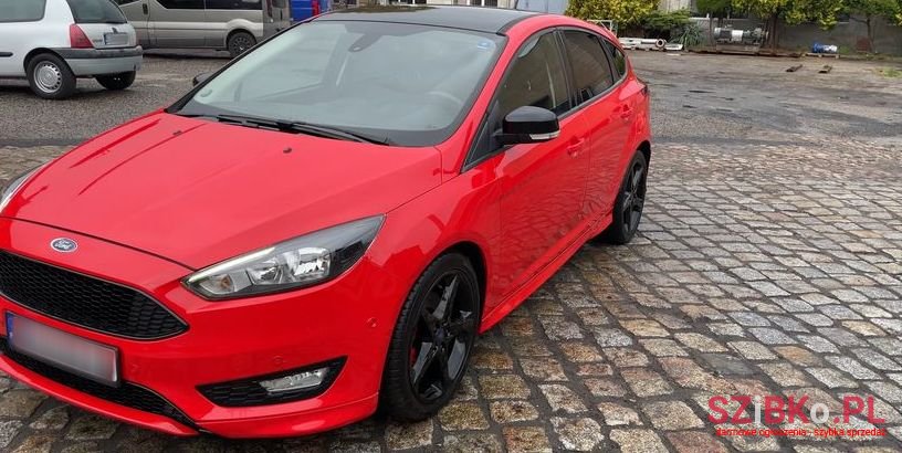 2016' Ford Focus photo #3