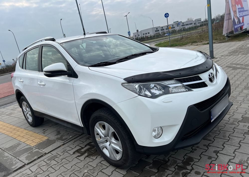 2014' Toyota RAV4 photo #6