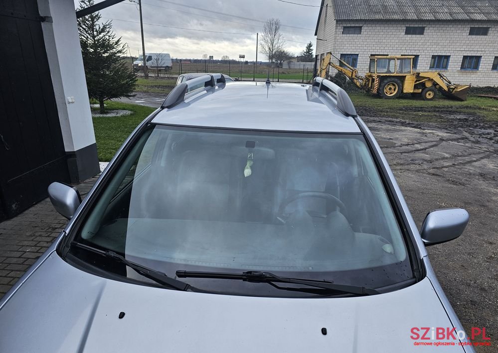 2004' Mitsubishi Outlander 2.4 Intense photo #2