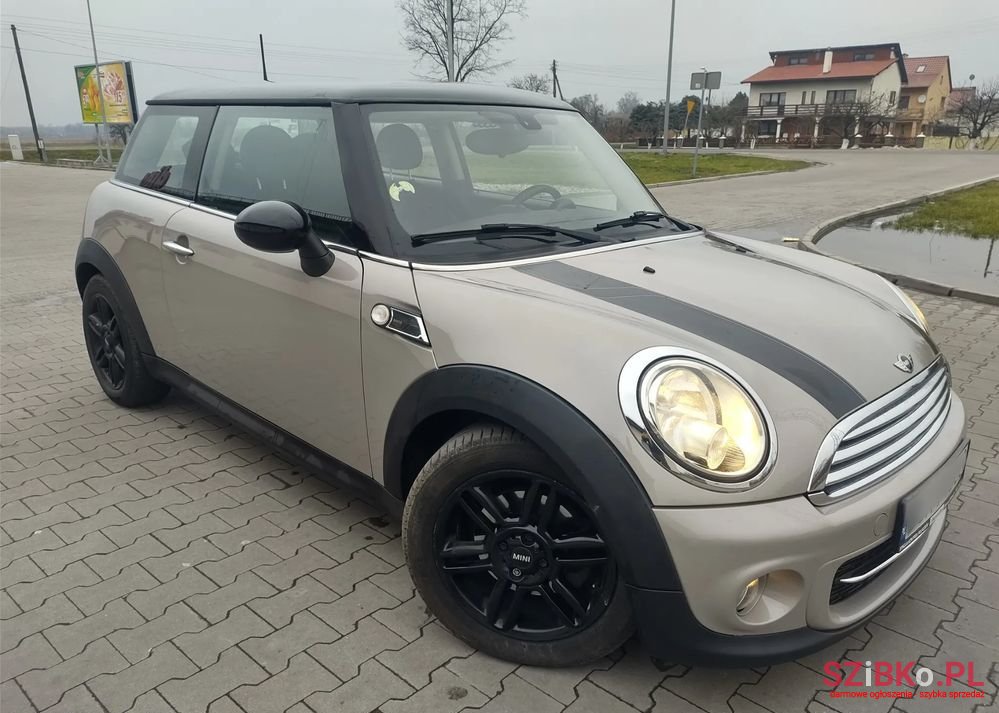 2013' MINI Cooper D Baker Street photo #4