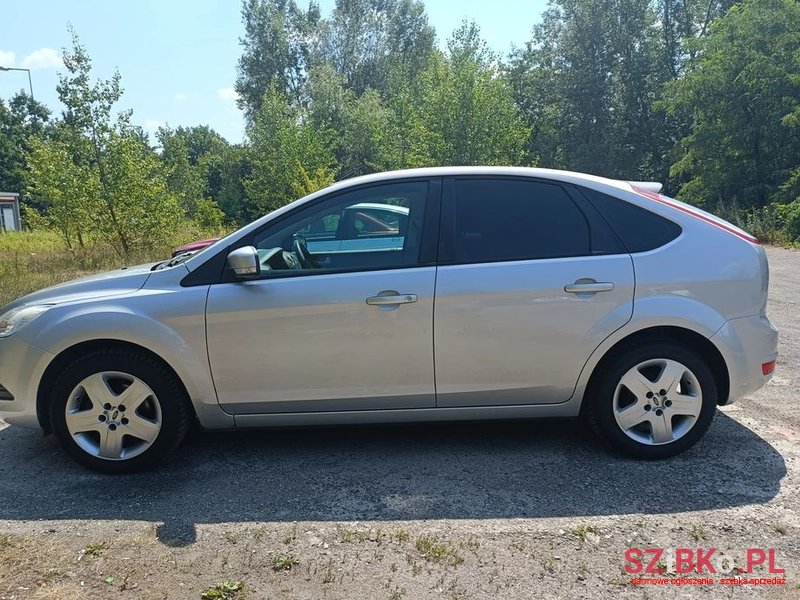 2009' Ford Focus 1.6 16V Trend photo #2