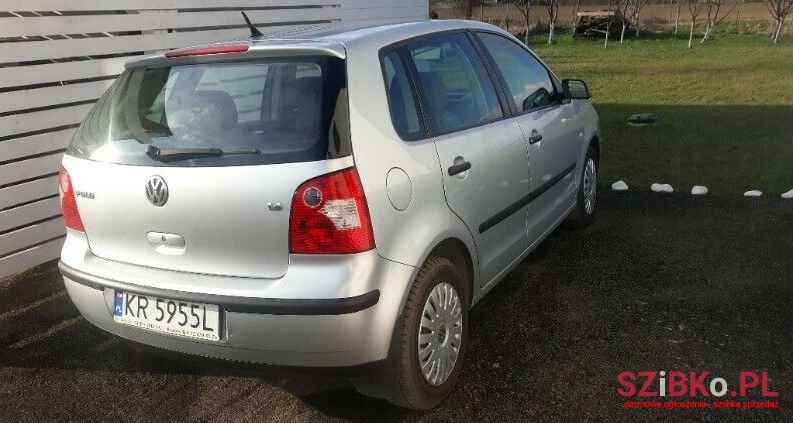 2004' Volkswagen photo #1