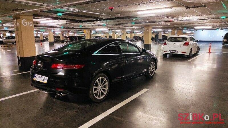 2010' Renault Laguna photo #4