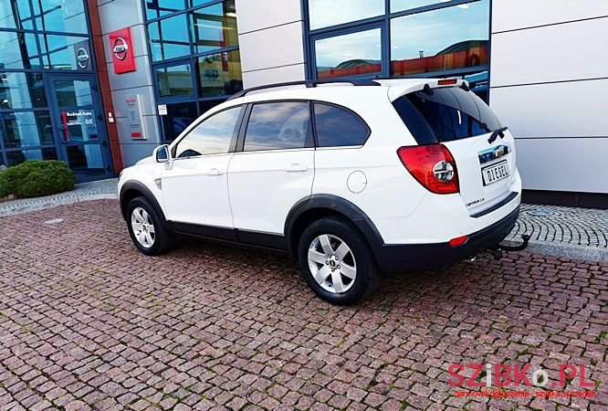 2010' Chevrolet Captiva photo #3