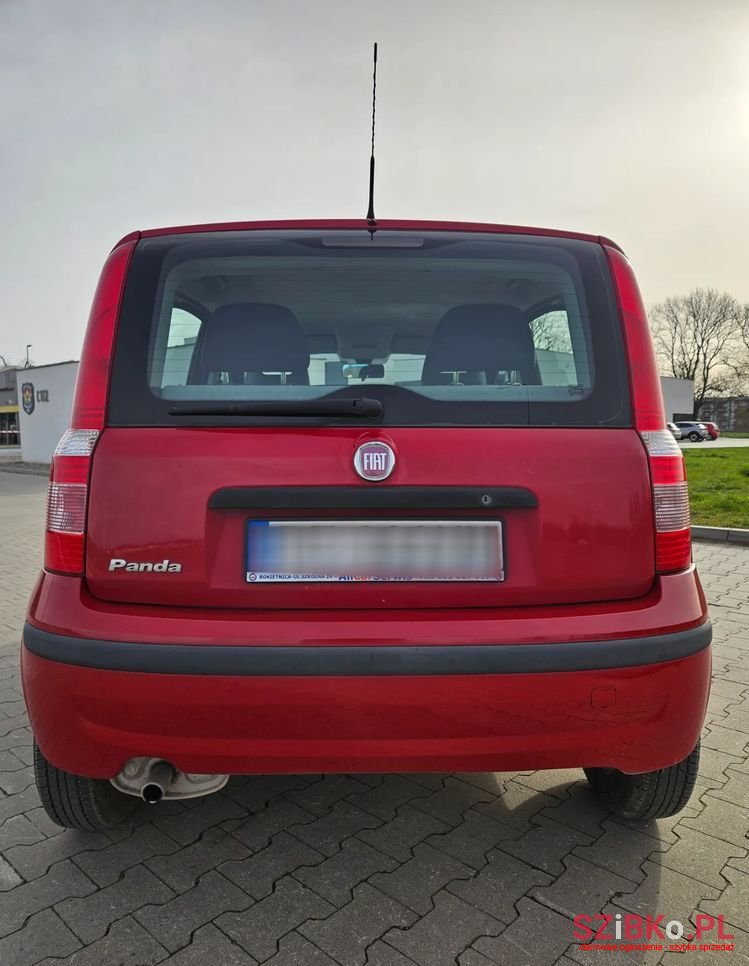 2011' Fiat Panda photo #4