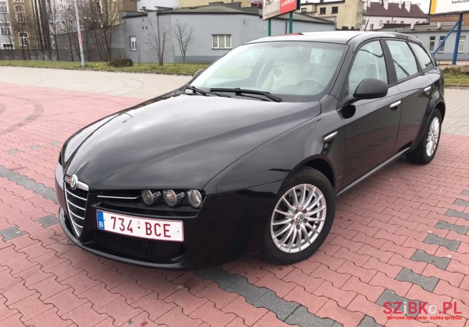 2007' Alfa Romeo 159 photo #1