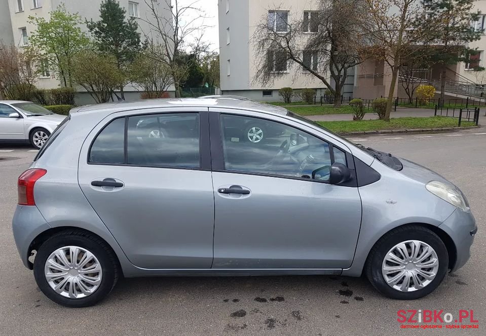 2007' Toyota Yaris photo #6