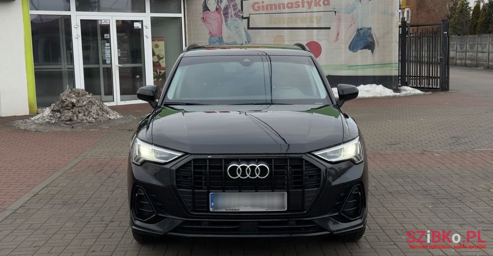 2022' Audi Q3 photo #1