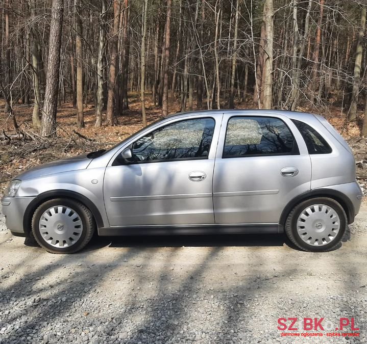 2005' Opel Corsa photo #4