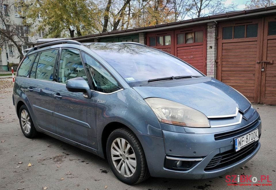 2007' Citroen C4 Grand Picasso photo #4