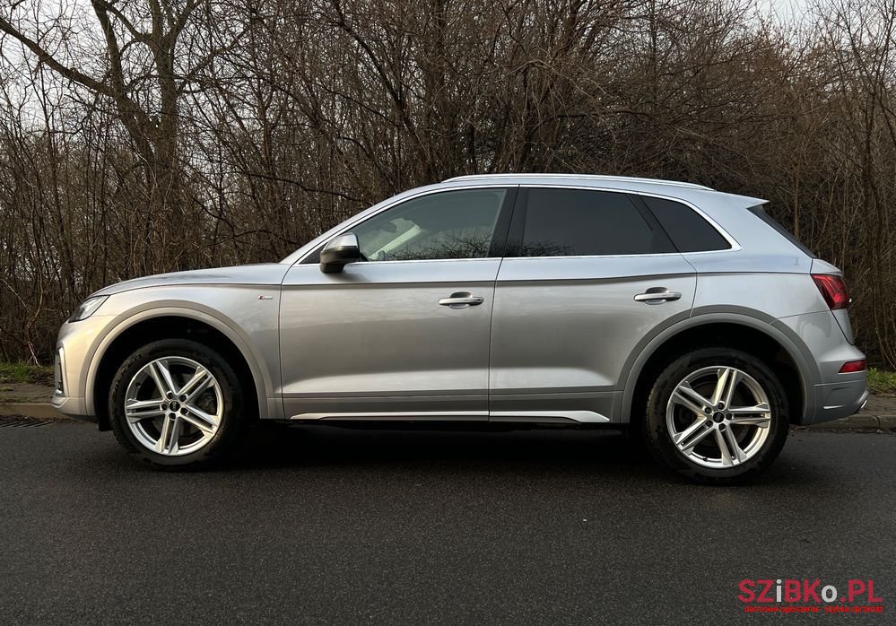 2022' Audi Q5 photo #1