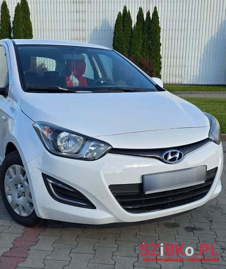 2014' Hyundai i20 photo #1