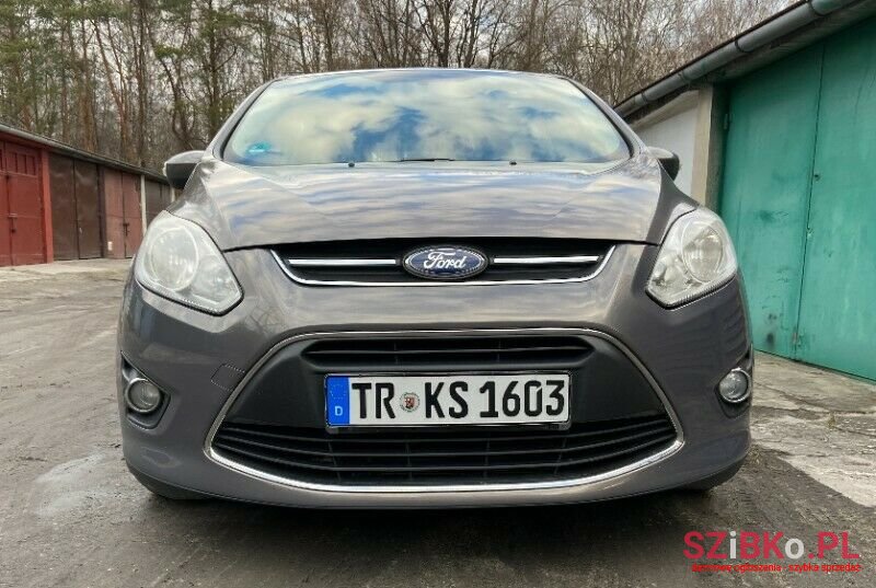 2012' Ford C-MAX photo #5