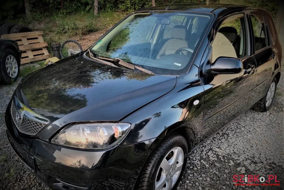 2008' Mazda 2 photo #1