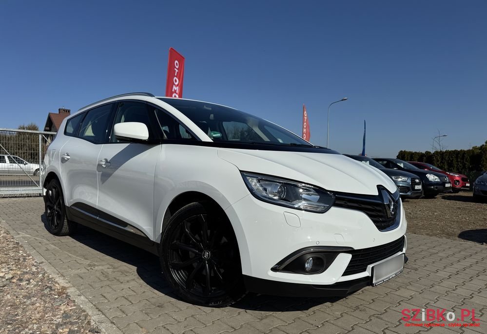 2017' Renault Grand Scenic photo #1